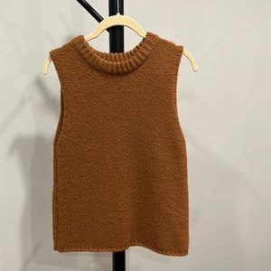 Zara “cool aunt” sleeveless sweater (S)